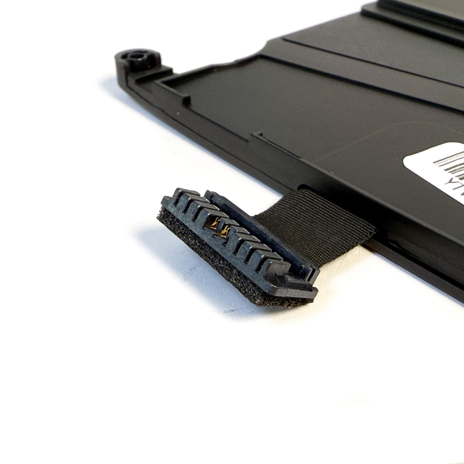 High quality battery A1375 Replacement Battery for MacBook Air 11" Late 2010 | 35Wh | A1370 EMC 2393 Compatible - Image 3