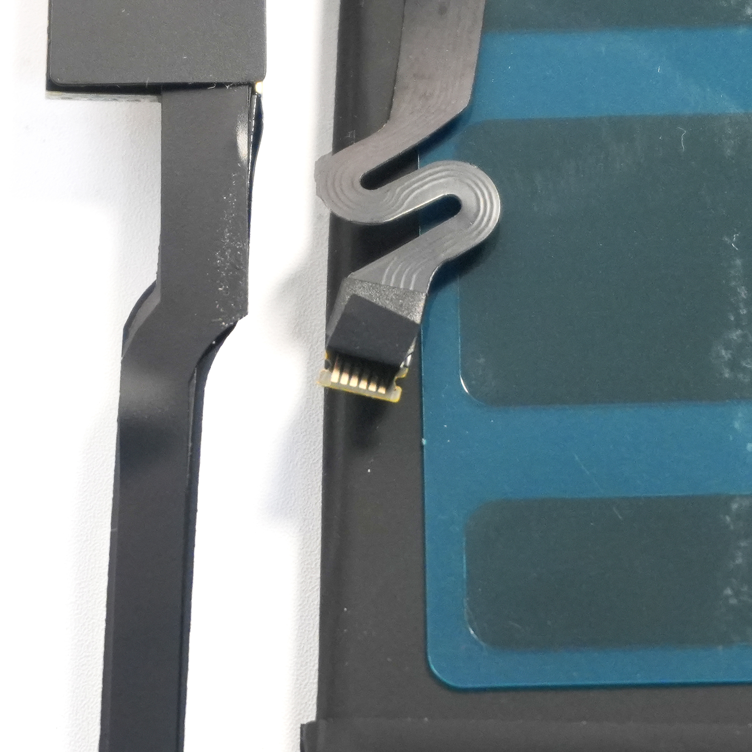 A1820 A1707 Battery Replacement for MacBook Pro 15" A1707 EMC 3072 / EMC 3162 — 11.4V 78Wh (6667mAh)